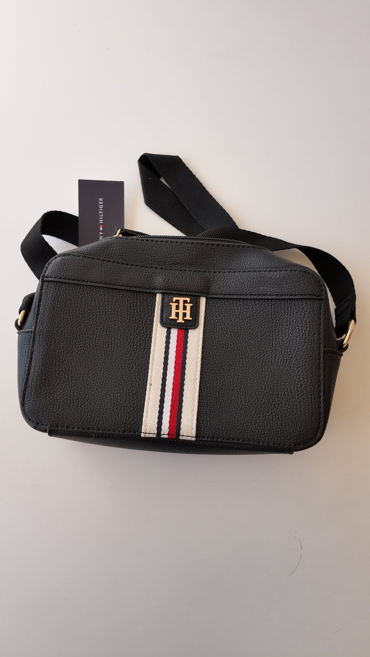 CARTERA NEGRA TOMMY HILFIGER CON FRANJA