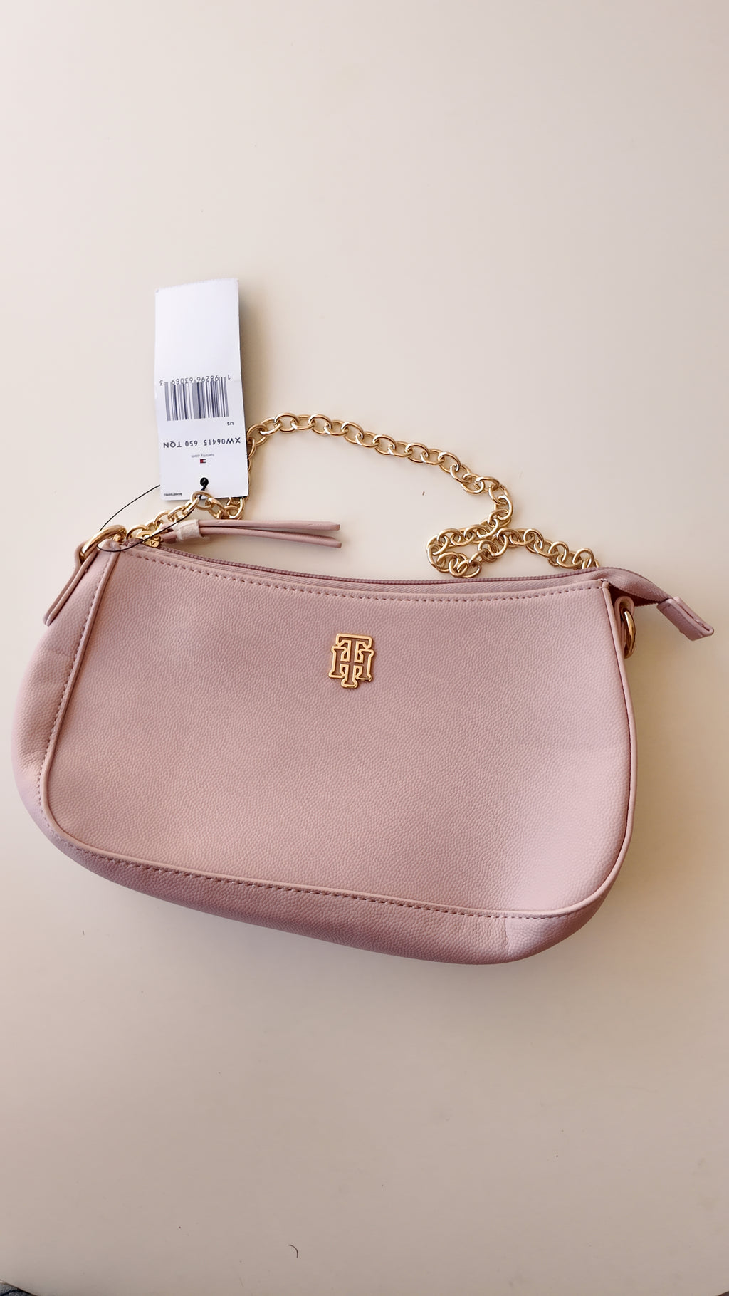 CARTERA ROSA CON CADENA TOMMY HILFIGER