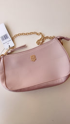 CARTERA ROSA CON CADENA TOMMY HILFIGER