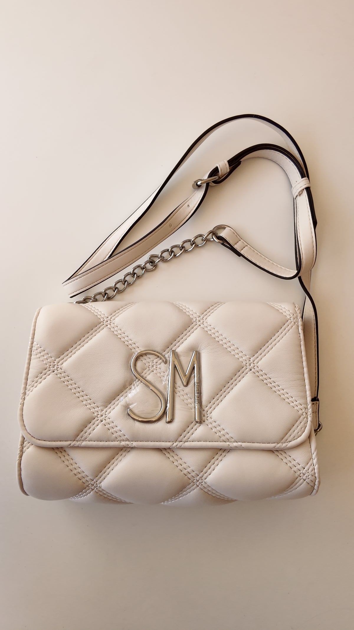 CARTERA BLANCA ACOLCHADA STEVE MADDEN