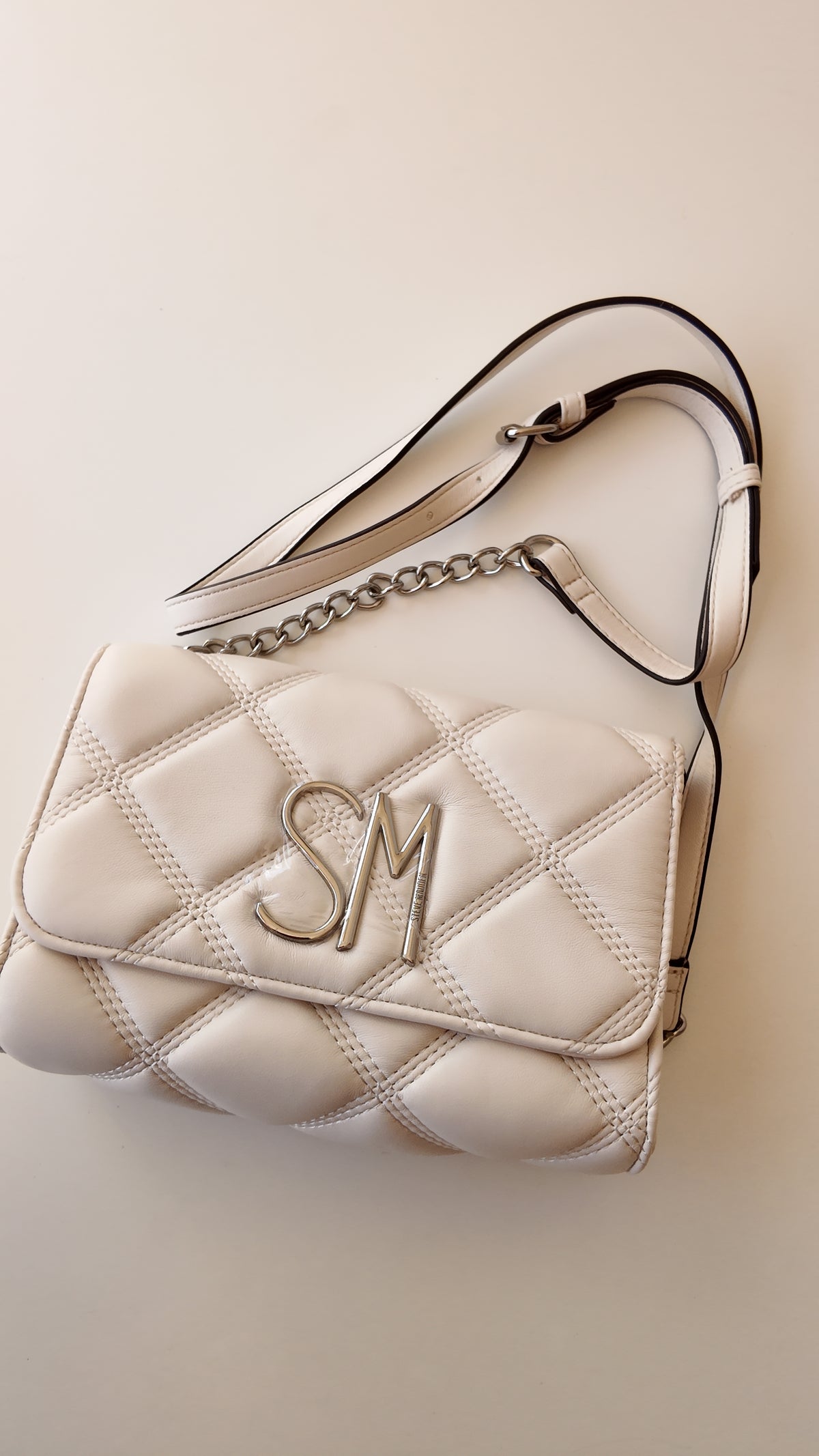 CARTERA BLANCA ACOLCHADA STEVE MADDEN