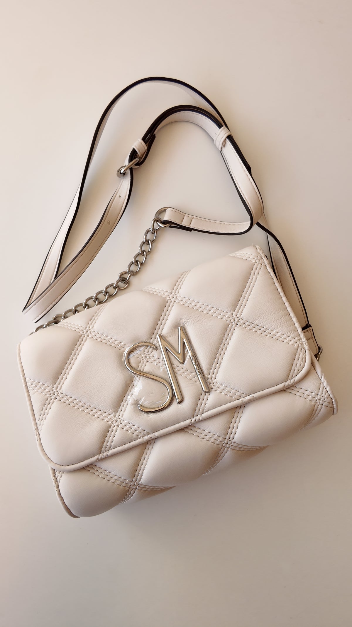 CARTERA BLANCA ACOLCHADA STEVE MADDEN