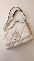CARTERA BLANCA ACOLCHADA STEVE MADDEN