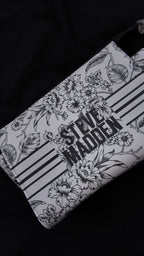 CARTERA STEVE MADDEN FLORAL BLANCO Y NEGRO