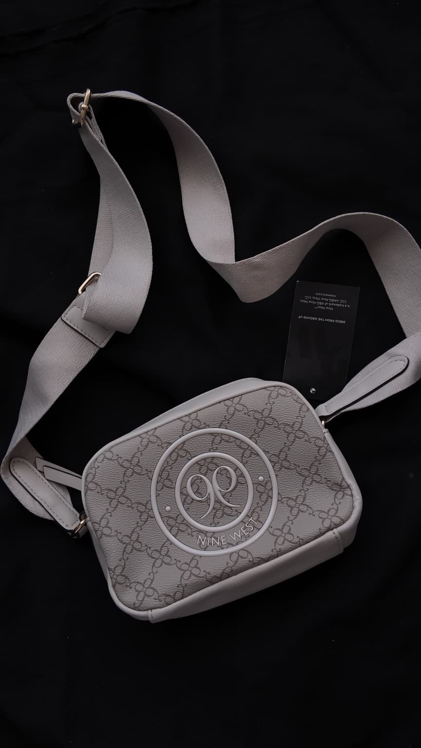 CARTERA NINE WEST BEIGE ELEGANTE
